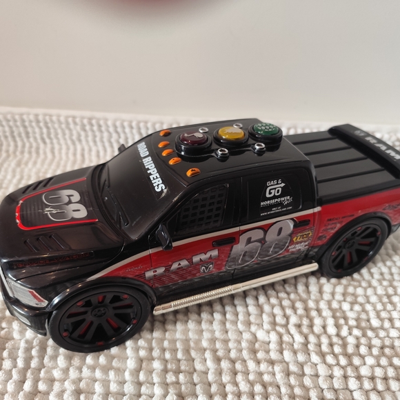 2012 Toy State Industrial LTD Dodge Ram 4x4 Off Road 68 TESTED Working - Picture 3 of 4